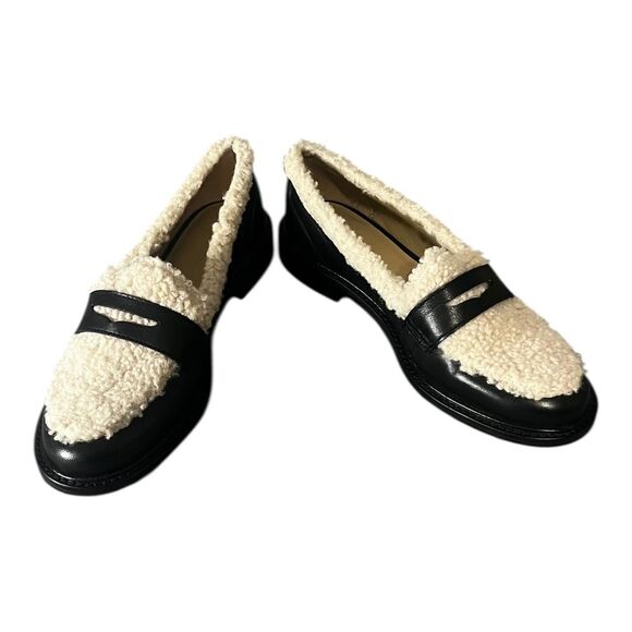 Ann-taylor Women's Black and Cream Loafers Womens Size 6 Preppy Fall shoes - Picture 1 of 6